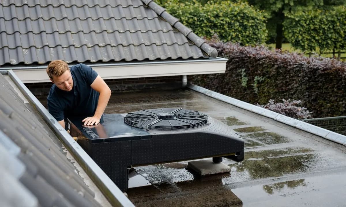Weheat’s R290 heat pump has a unique horizontal and compact design that ensures fast and efficient installation. (Source: Weheat)