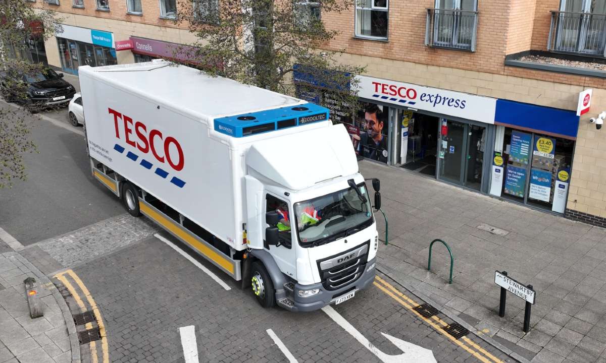 Tesco is the first UK company to use ECOOLTEC’s propylene/CO2-based transport refrigeration units in its fleet. (Source: ECOOLTEC)
