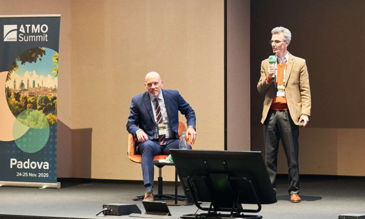Ecop’s Casper von Moy (right) at the ATMO Europe Summit 2025.